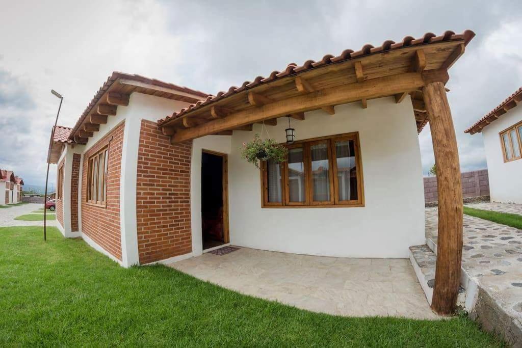 מלון הואסקה דה אוקמפו Cabanas Valle Magico מראה חיצוני תמונה
